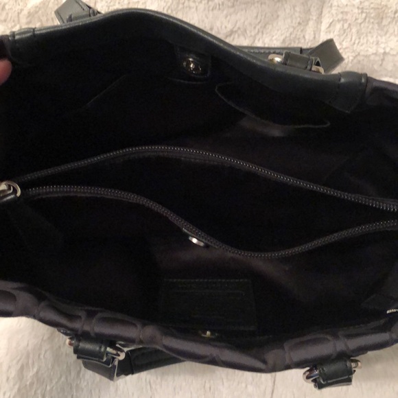 Coach purse - Picture 3 of 5